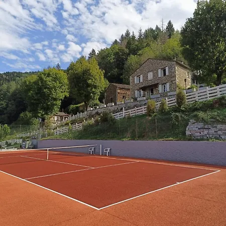度假居 La Vallee Lacrouzette