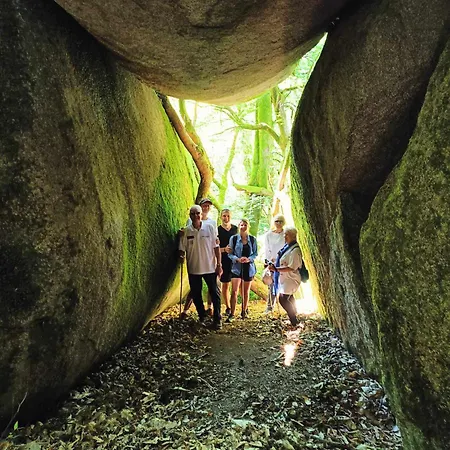 La Vallee * Lacrouzette